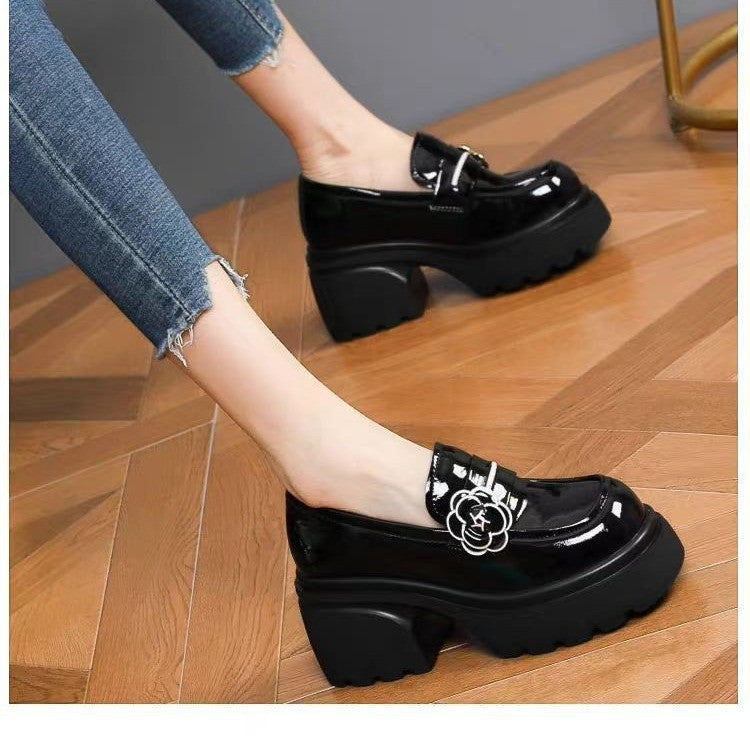 Women's British Style Platform Round Toe Deep Leather Shoes