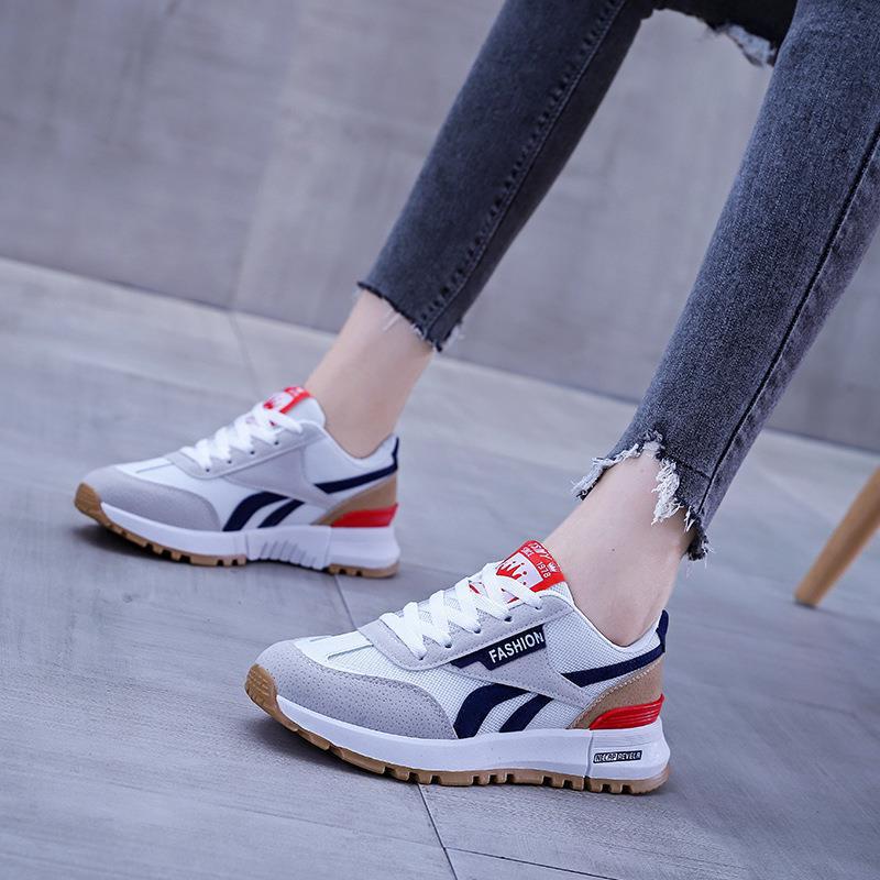 Women's Spring Fashion Flat Trend Junior High School Mesh Sneakers