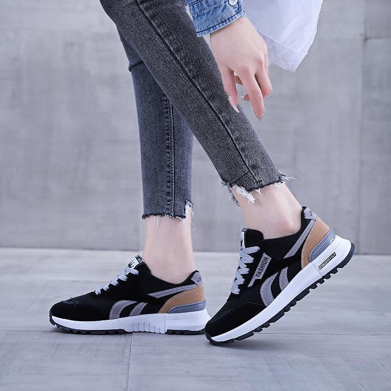 Women's Spring Fashion Flat Trend Junior High School Mesh Sneakers